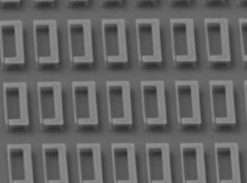 Dense array of identical THz resonators